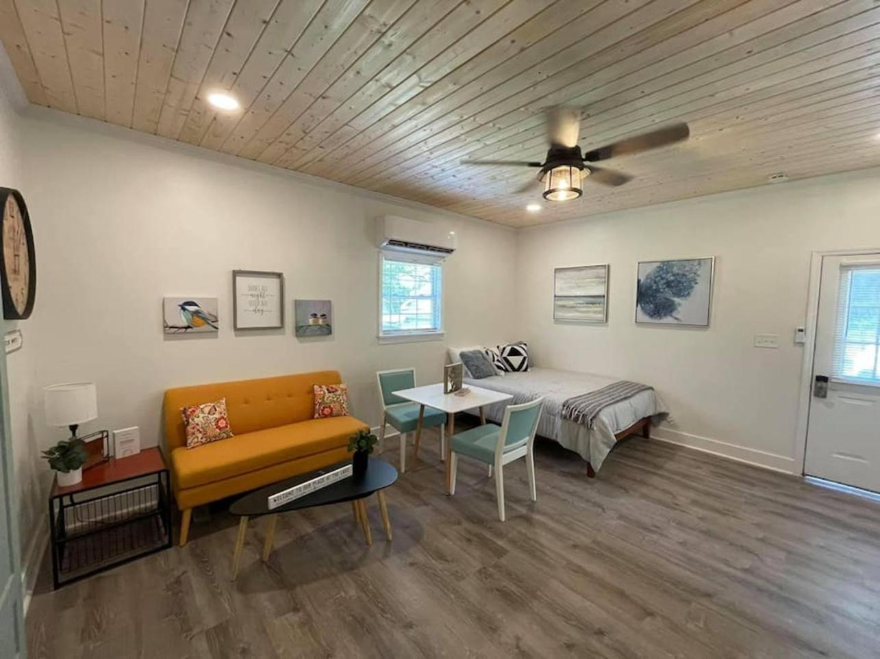 Beautifully Renovated Studio 2 Miles From Marina! Winchester Exterior photo